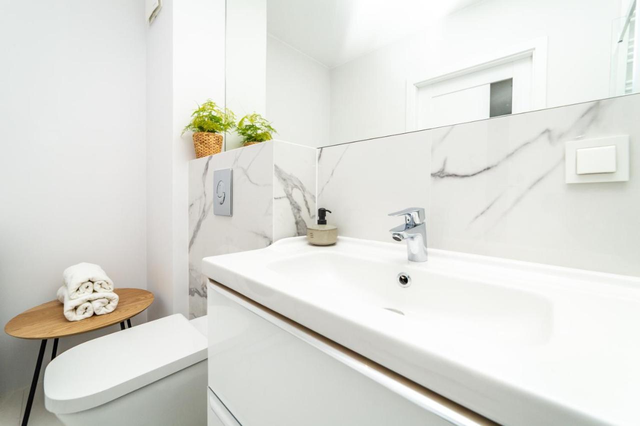 Apartment Pobookowane River View Gdansk